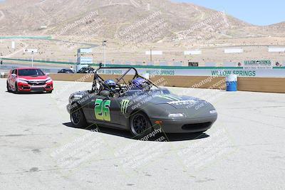 media/May-18-2022-Open Track Racing (Wed) [[f96b7d3cf4]]/Around the Pits/